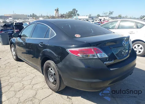 2009 Mazda Mazda6 I Sport z USA, uszkodzony, nr VIN 1YVHP81AX95M18306